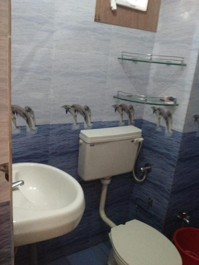 Fullmoon Beach Place Кандолим Екстериор снимка